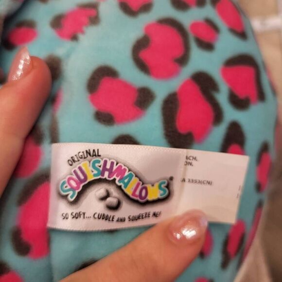 Squishmallows Chelsea the Cheetah Plush Toy Christmas gift - Picture 4 of 7